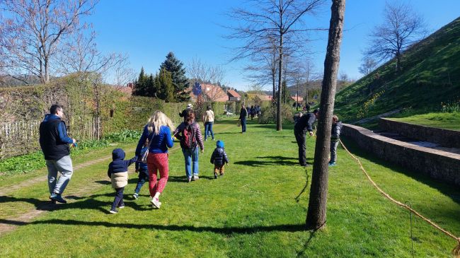 Ostern im Garten für den Frieden